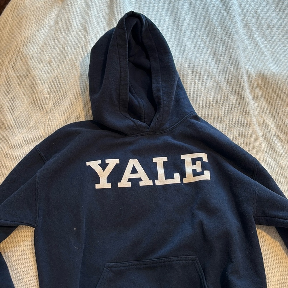 Yale hoodie